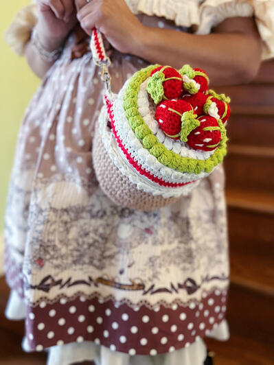 Strawberry bag 3